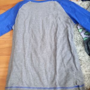 Boys arizona Jean tee size medium